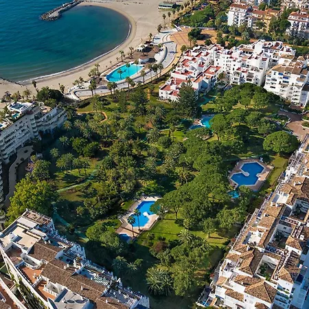 3 Bedroom Pool View Apartment