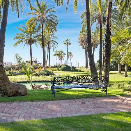 3 Bedroom Pool View Apartment Marbella