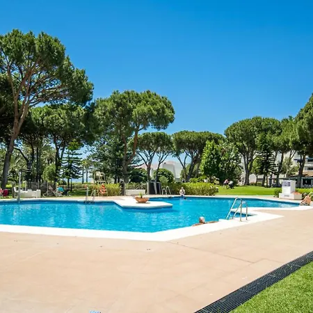 3 Bedroom Pool View * Marbella