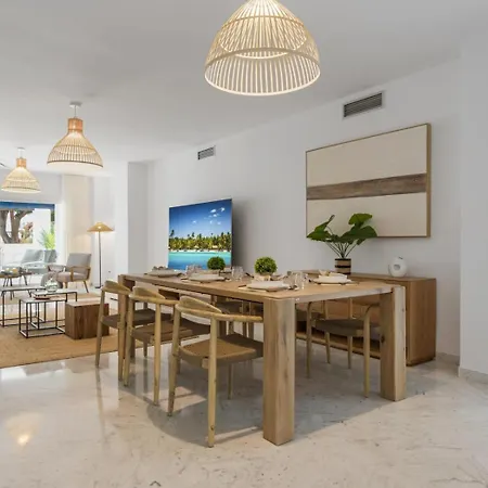 Apartment 3 Bedroom Pool View Marbella
