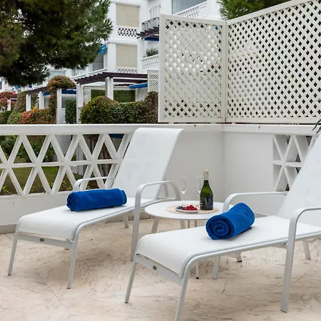 Apartment 3 Bedroom Pool View Marbella