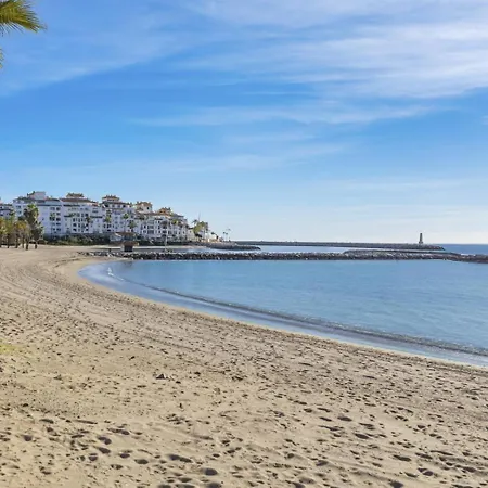 3 Bedroom Pool View * Marbella